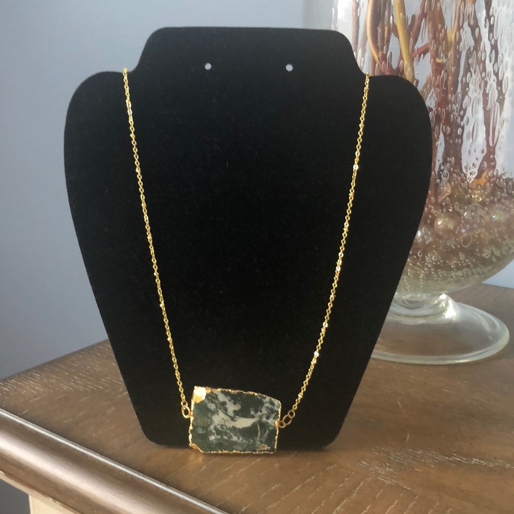 Chrysoprase Stone Necklace with Gold Plated Chain - Picture 1 of 2